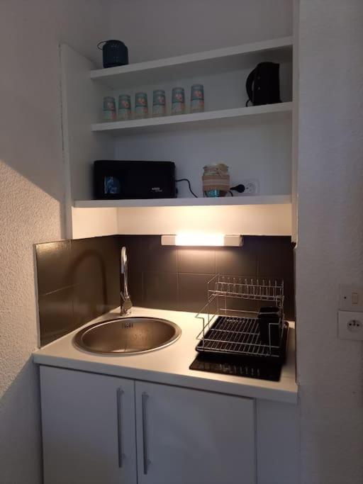 Location Dans Residence Calme, Proche Mer Cavalaire-sur-Mer Esterno foto