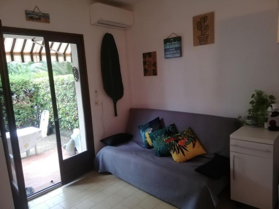 Location Dans Residence Calme, Proche Mer Cavalaire-sur-Mer Esterno foto
